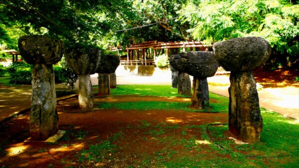 關島環島之旅–拉提石公園