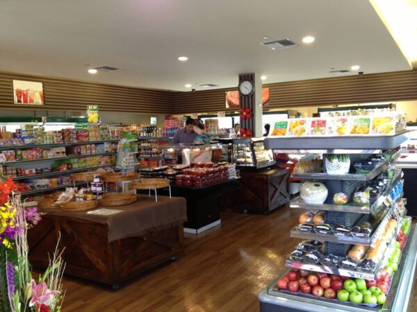 關島血拚攻略–東京超市