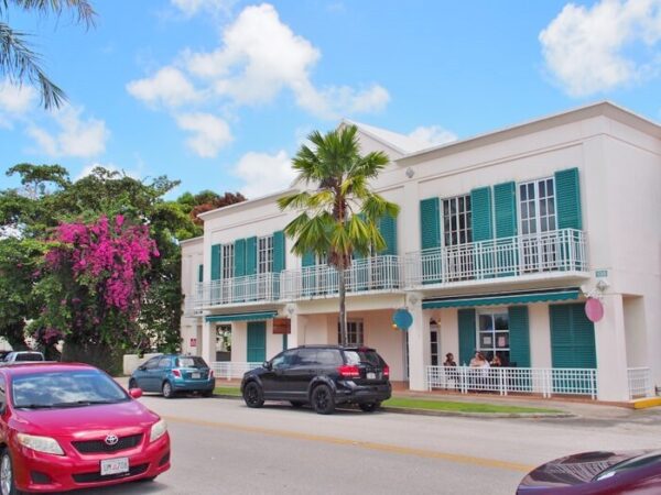 關島美食精選–人氣打卡咖啡廳Cup’n Saucer Bakery & Café